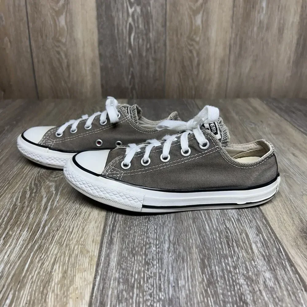 Converse previously owned